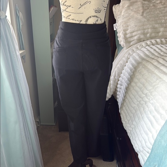 Women’s Avalanche Athletic pull on pants - Picture 5 of 7